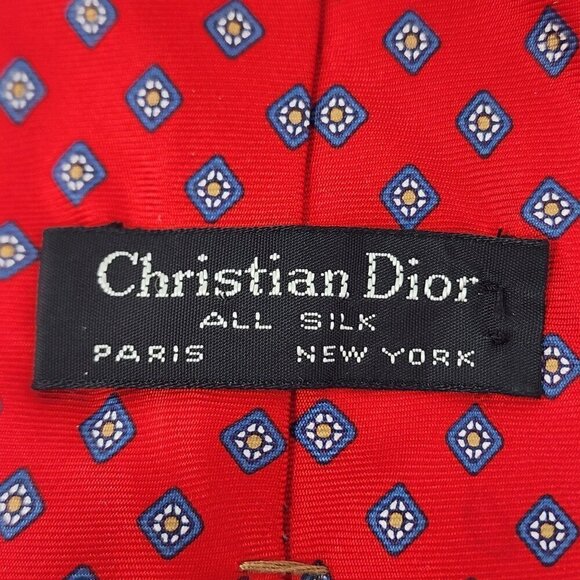 Christian Dior All Silk Red Men's Neck Tie - Picture 4 of 4